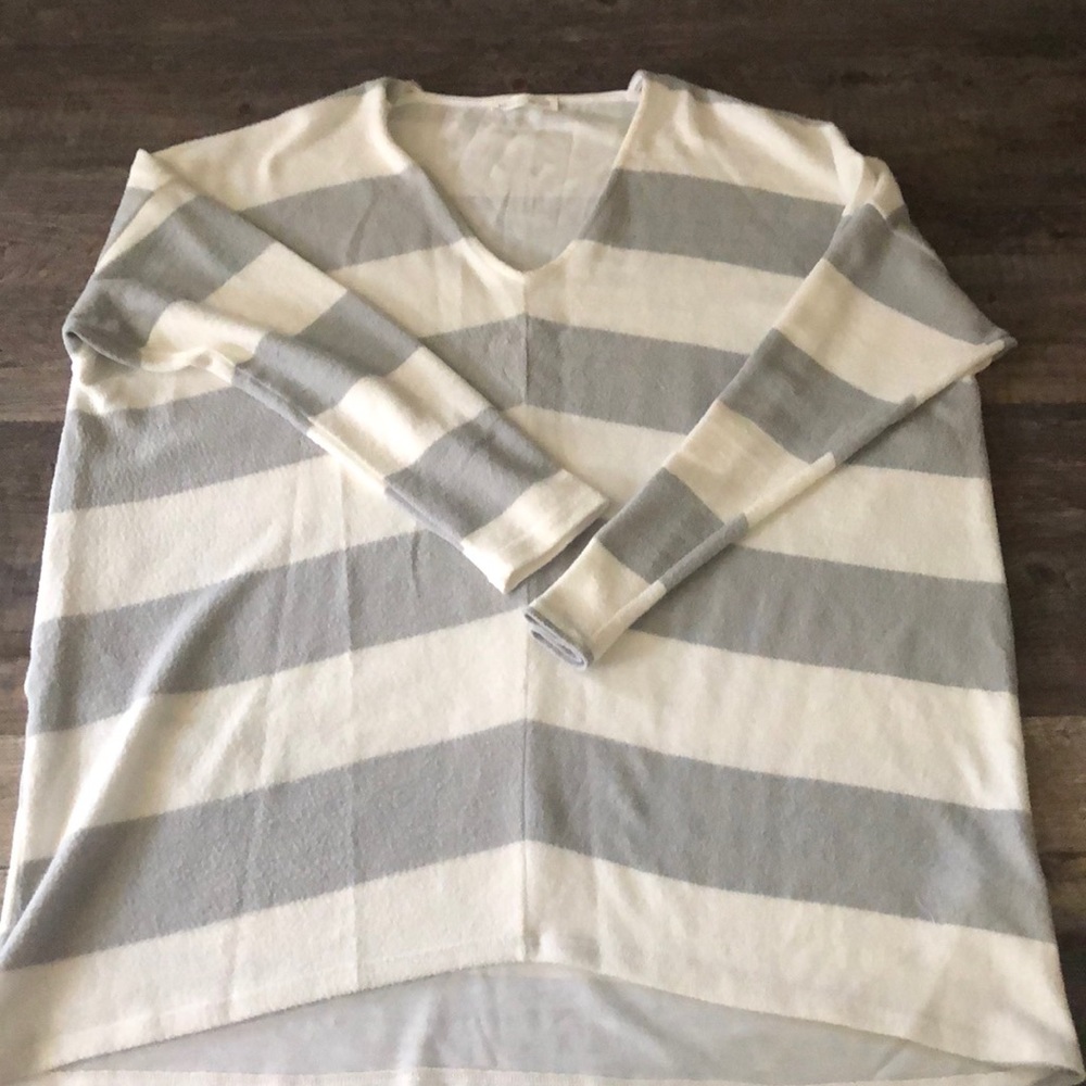 Women’s summer sweater